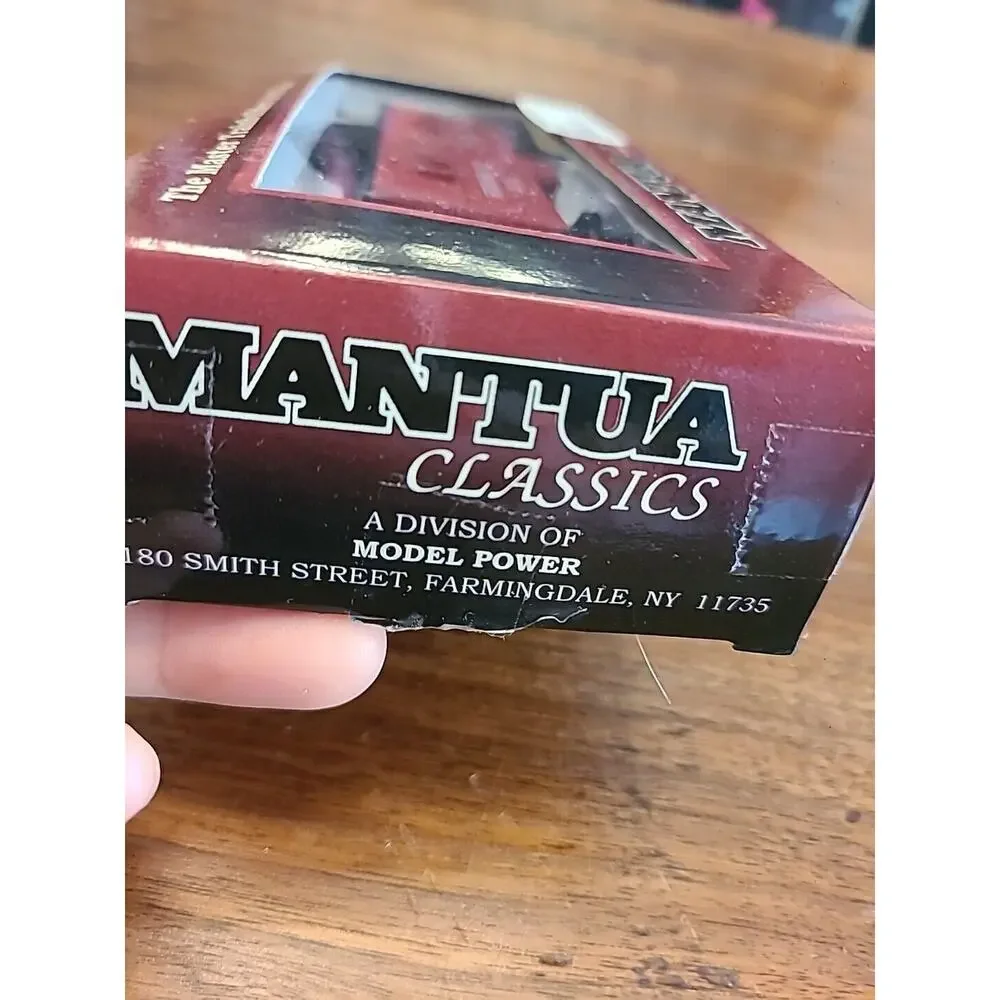 Mantua Classics HO Scale 36' Steel Caboose Pennsy In Box MODEL Train